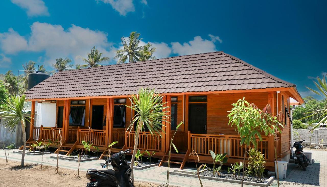 Mandalika Queen Hostel Kuta  Extérieur photo