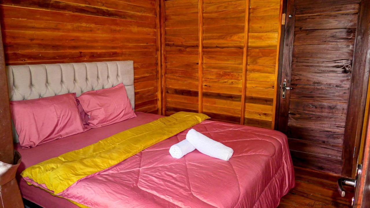 Mandalika Queen Hostel Kuta  Extérieur photo